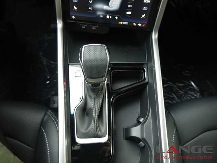 SsangYong Torres Petrol 1.5 2WD 6AT Quartz Navi Klimaautom SHZ Temp Tel. -Vorb. PDC Regense