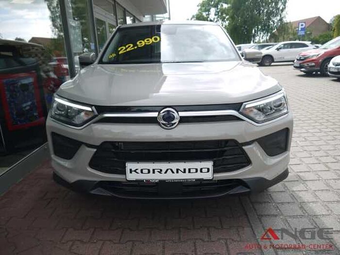 KGM Korando 1.5 T-GDi Nomad Automatik Navi SHZ Temp Tel. -Vorb. PDC Regensensor Alu K
