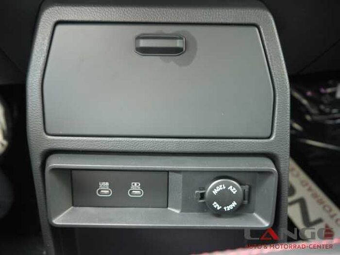 KGM Actyon 1.5 T-GDi Core Automatik Navi Klimaautom SHZ Temp Tel. -Vorb. PDC Regensen