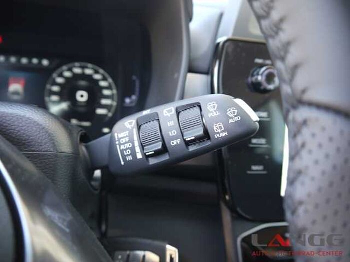 KGM Tivoli 1.5 T-GDi 6 M/T Nomad Navi SHZ Temp Tel. -Vorb. PDC Regensensor Alu Klima