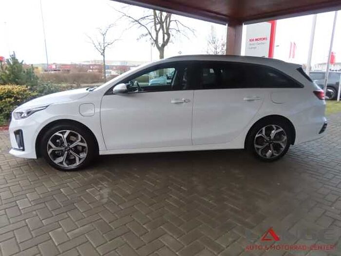 Kia Cee'd_sw 1.6 PHEV Platinum Edition Navi Leder Digitales Cockpit Soundsystem Ceed_sw