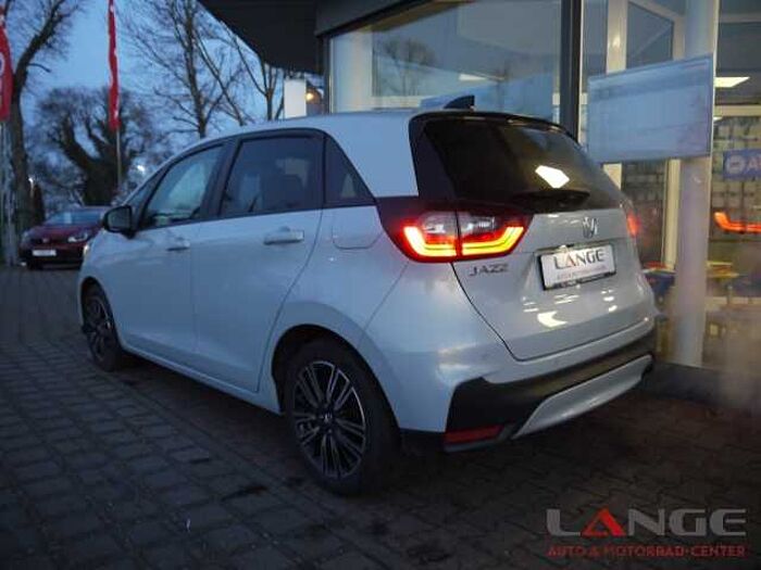 Honda Jazz i-MMD Hybrid 1.5 AT Advance Navi LED ACC Apple CarPlay Android Auto WLAN DA