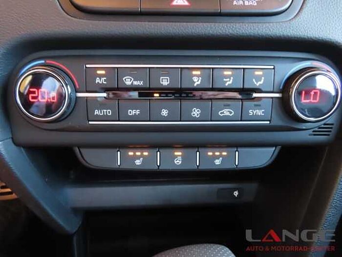 Kia XCee'd 1.5T DCT7 GT LINE Navi Soundsystem Apple CarPlay Rückfahrkam. XCeed