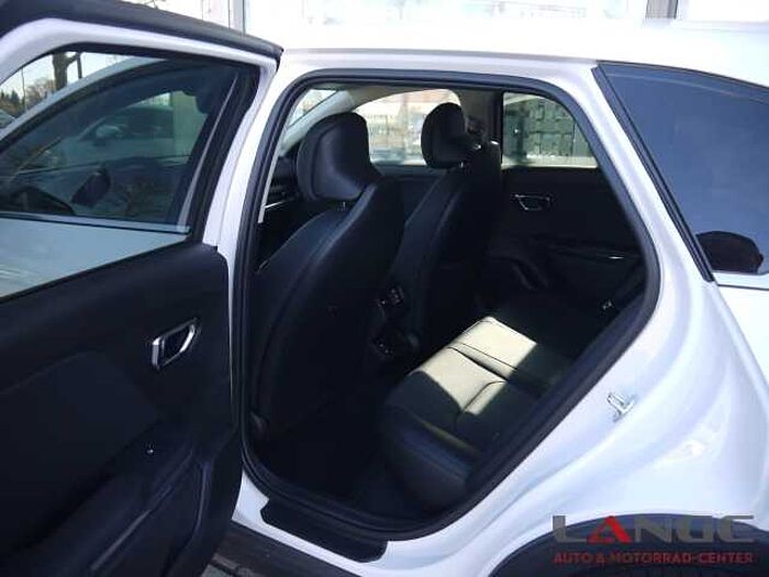 Kia K4 1.6T DCT Spirit DriveWise 360 Kamera HarmanKardon LenkradHZG