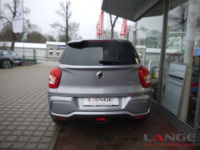 SsangYong Tivoli Grand Black Line 4x2 Automatik Navi Klimaautom SHZ Tel. -Vorb. PDC Regense
