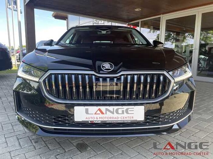 SKODA Superb Combi 2.0 TDI 142 kW 4x4 L&K AHK StandKli Vollausst.StandKlima Navi SD SH