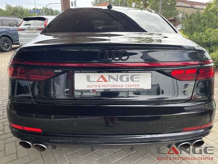 Audi S8 4.0 TFSI quattro HUD Luftfederung AD StandHZG Monitore Kopfst. El. Panodach